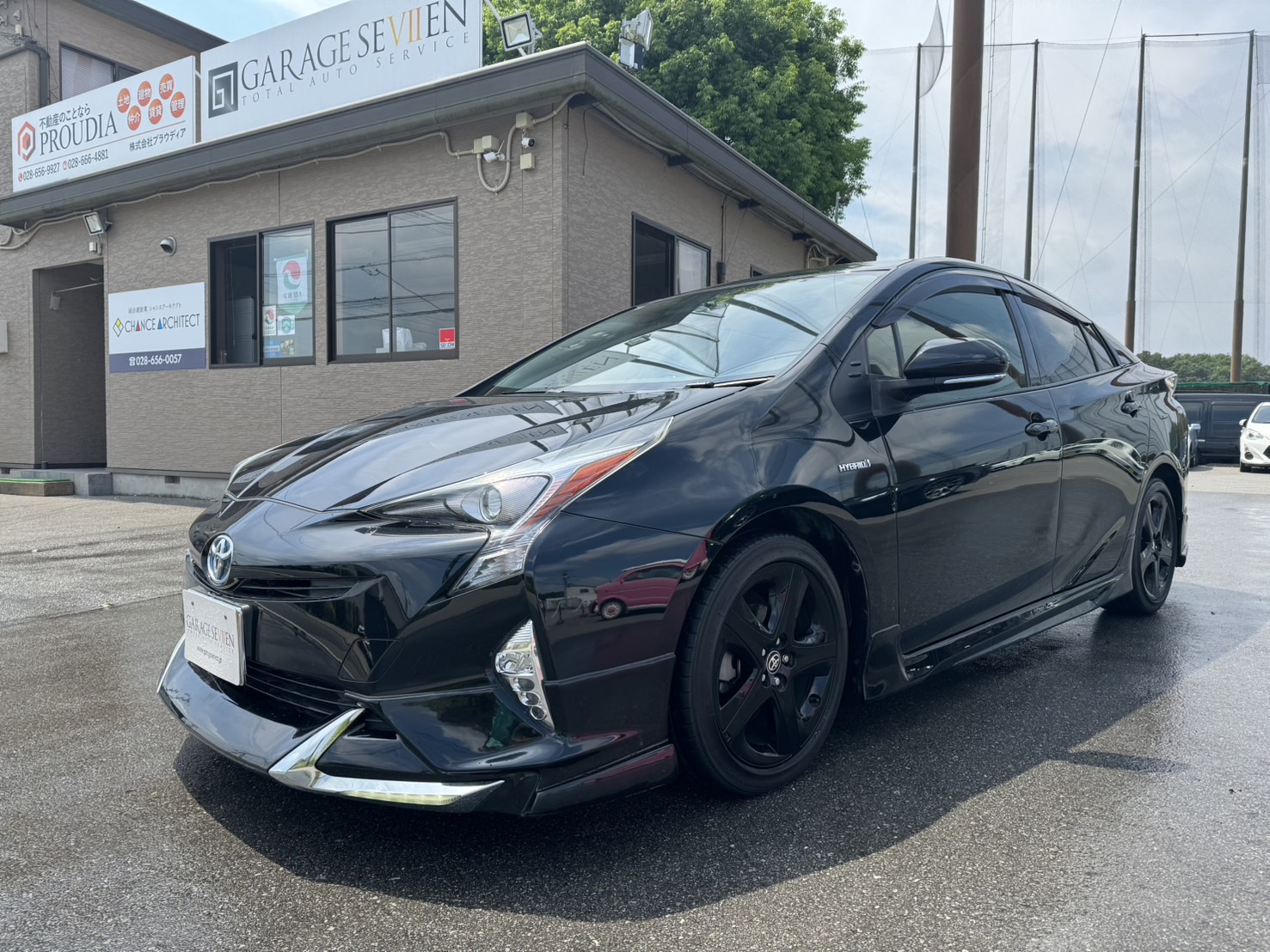 SOLD OUT　プリウス　黒